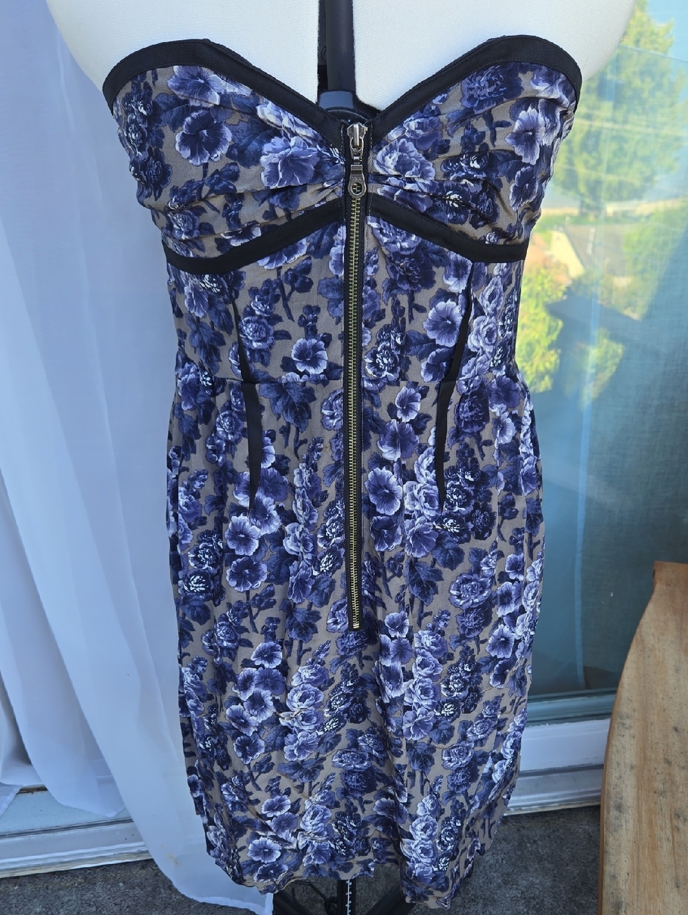 Vena Cava 100% Silk Strapless Blue Floral Zip-Front Dress